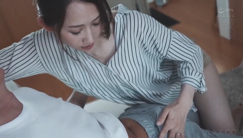 Chịch cô bạn ti hồng đẹp mê ly Kana Mito